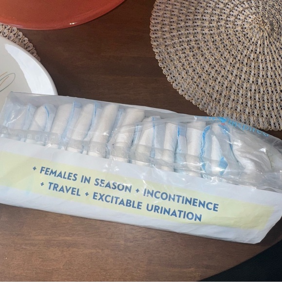 🟣4/$20 Paw Inspired Disposable Dog Diapers Small Open Package - Picture 2 of 2